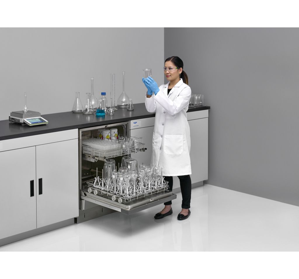 Flask Scrubber Glassware Washers - FlaskScrubber Glassware Washers are designed to wash and dry a wide variety of narrow-neck and general purpose labware.